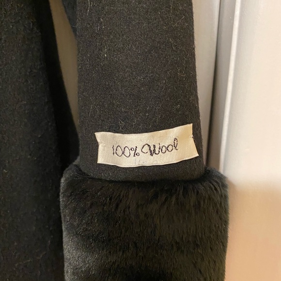 Rothschild Girls  Size 14 100% Wool Coat - Picture 3 of 11